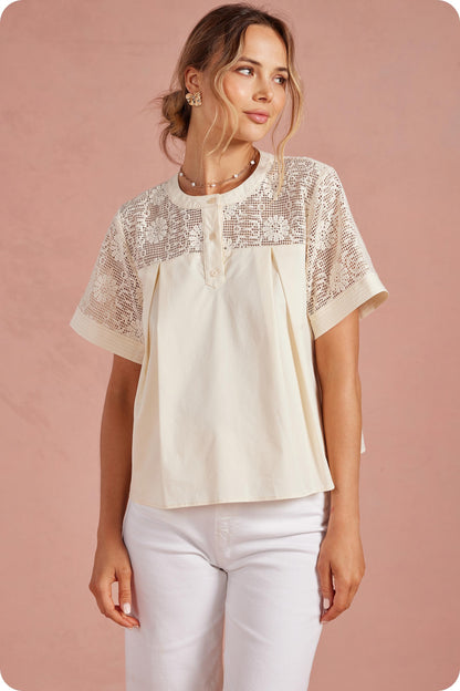 Cassie Top
